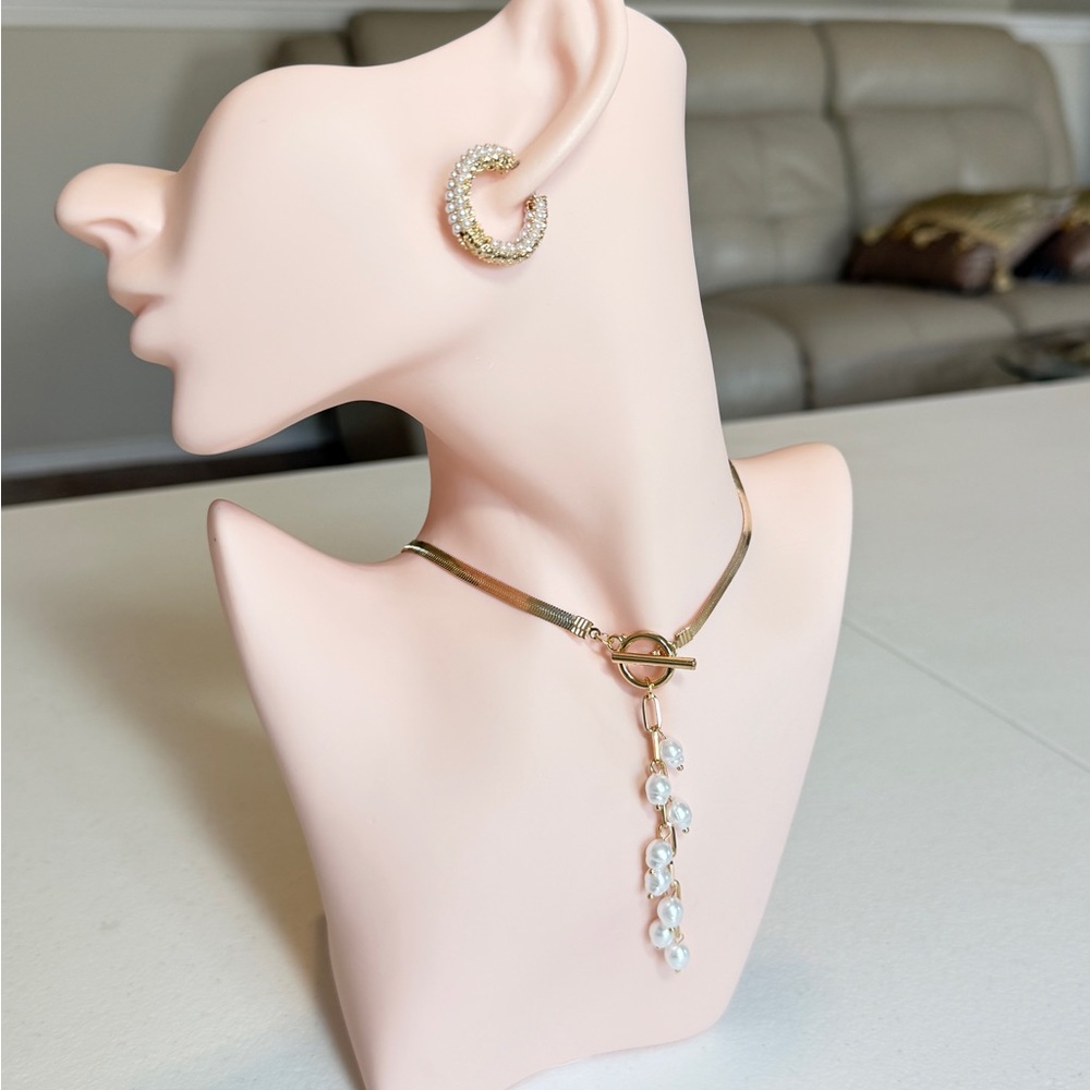 Gold Pearl Drop Toggle Necklace - Picture 3 of 8